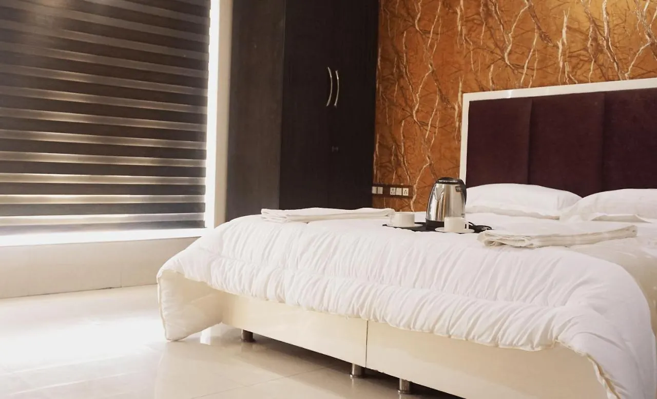 Hotel - Damas Gurgaon 0*,  Indie
